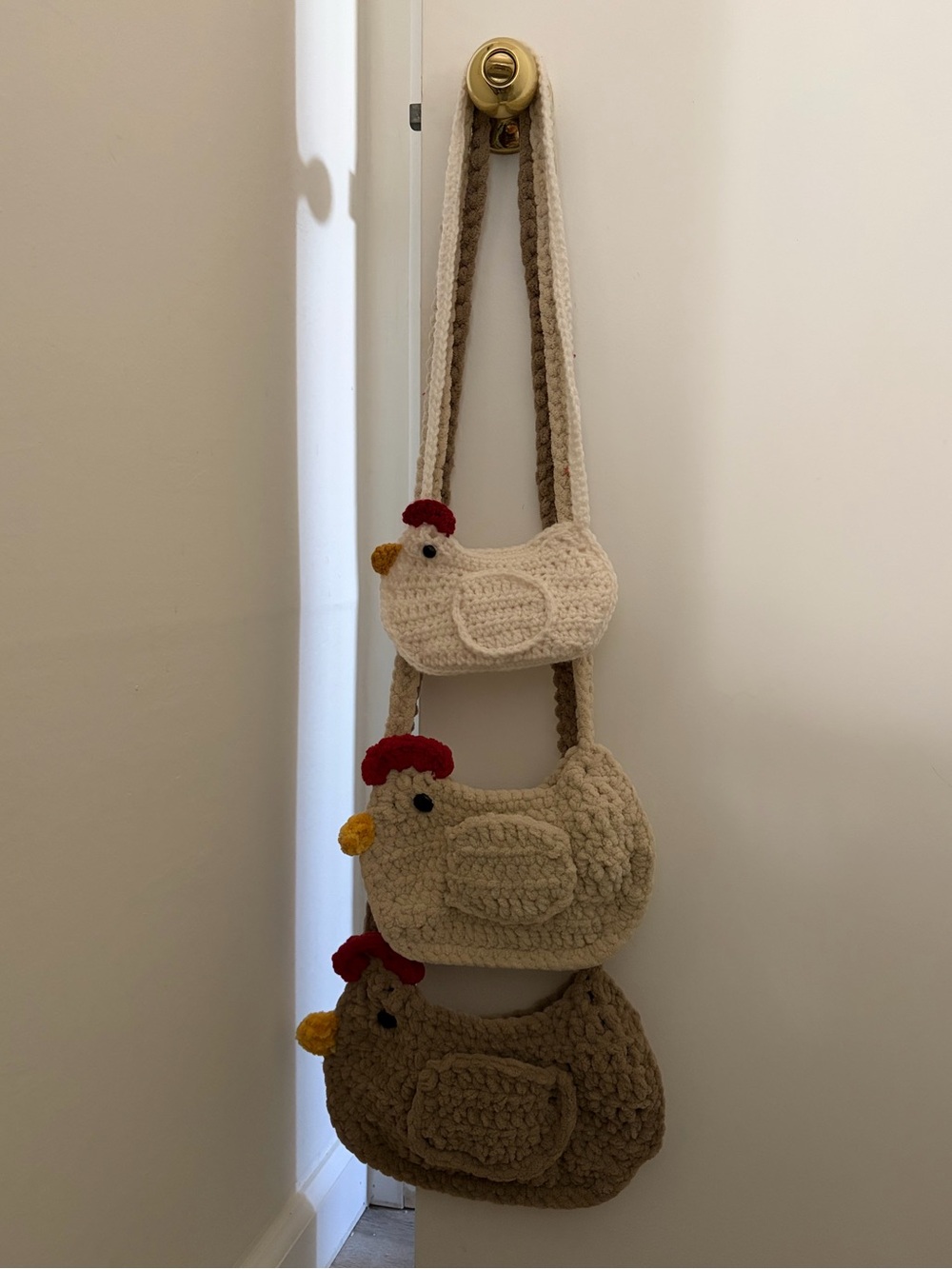 Small (kid size) chicken purse - Picture 8 of 8